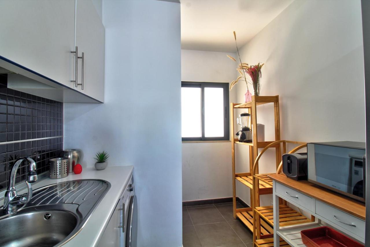 Center Location, Ac, Swimming Pool, And Parking Apartment Olhao Luaran gambar