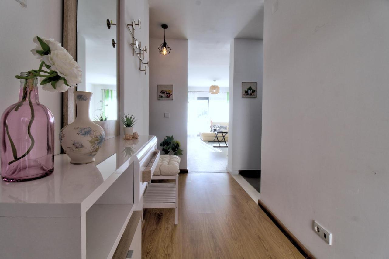 Center Location, Ac, Swimming Pool, And Parking Apartment Olhao Luaran gambar