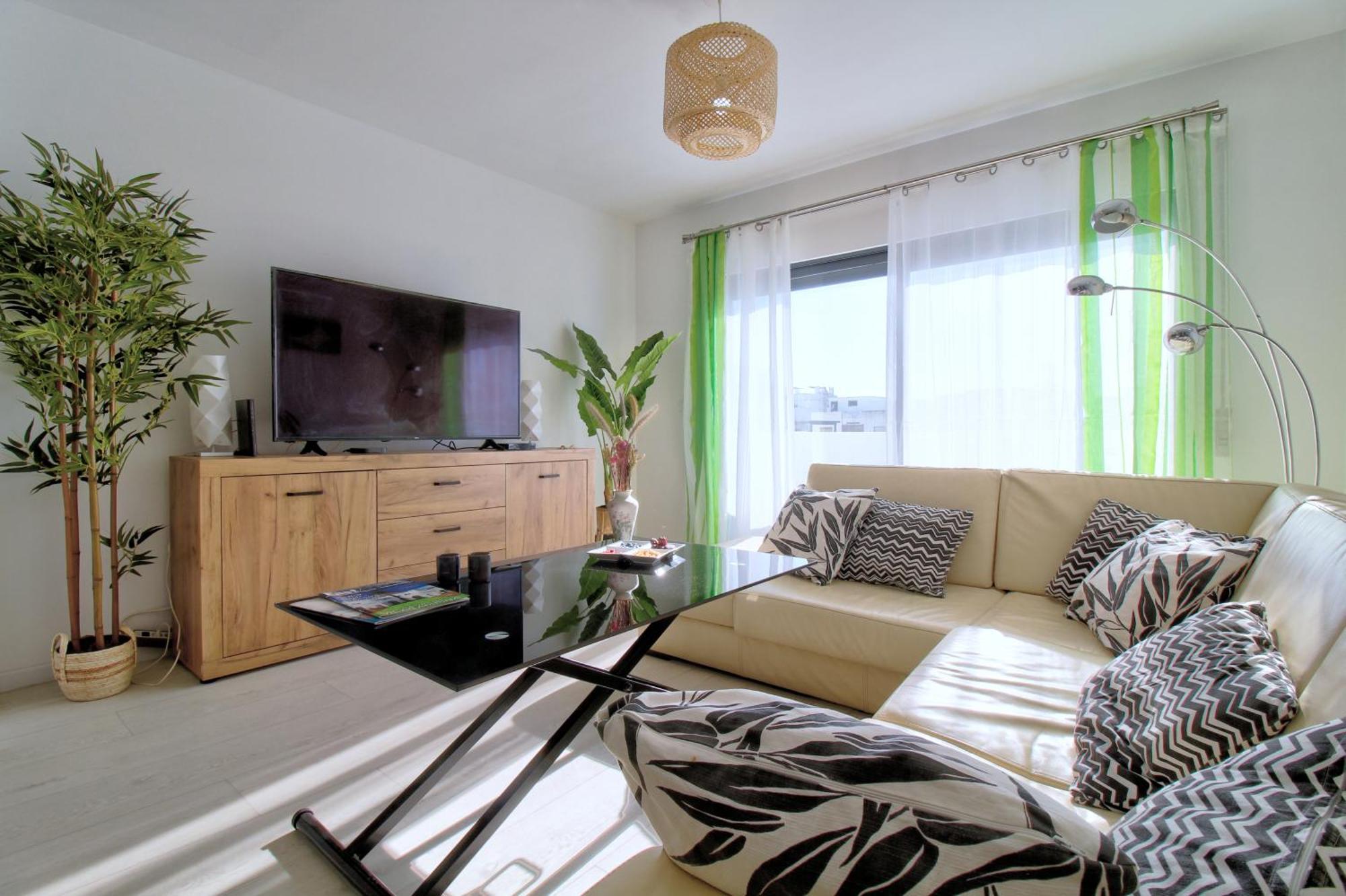 Center Location, Ac, Swimming Pool, And Parking Apartment Olhao Luaran gambar